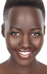 Лупита Нионго